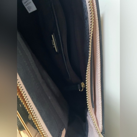 Aldo blush Pink and White large tote gold bar at top. NWOT never used - Picture 7 of 8